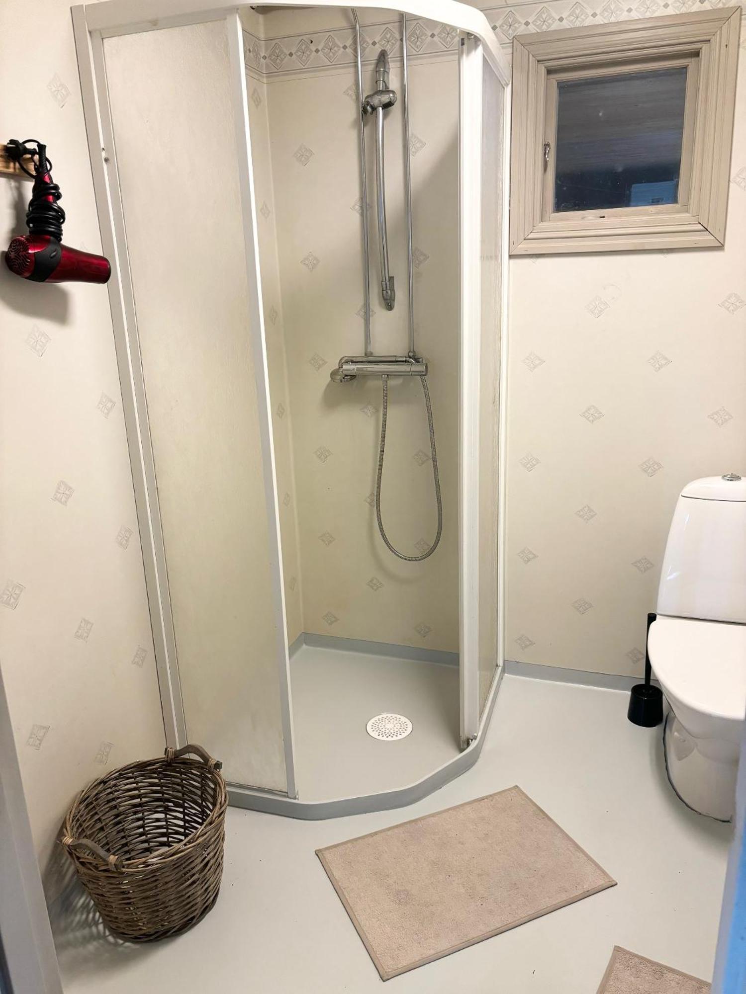 Arphus Lodge Eskilstuna Room photo